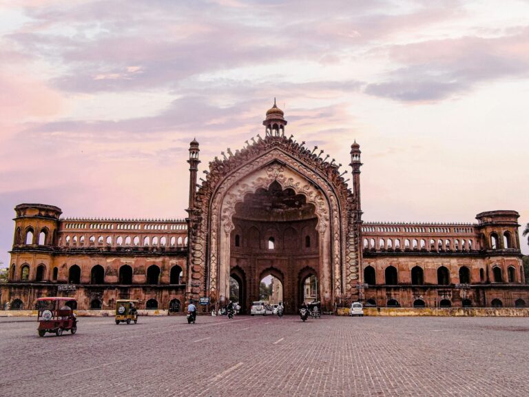 10 Best Places to Visit in Lucknow (2024)